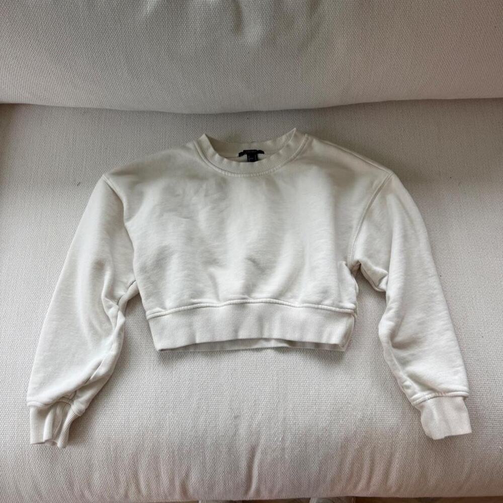 Forever 21 cream cropped crewneck